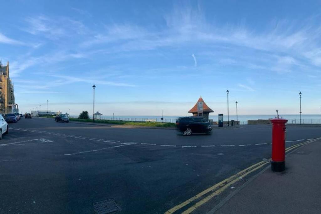 Moat Victorian, Sea View! Ramsgate